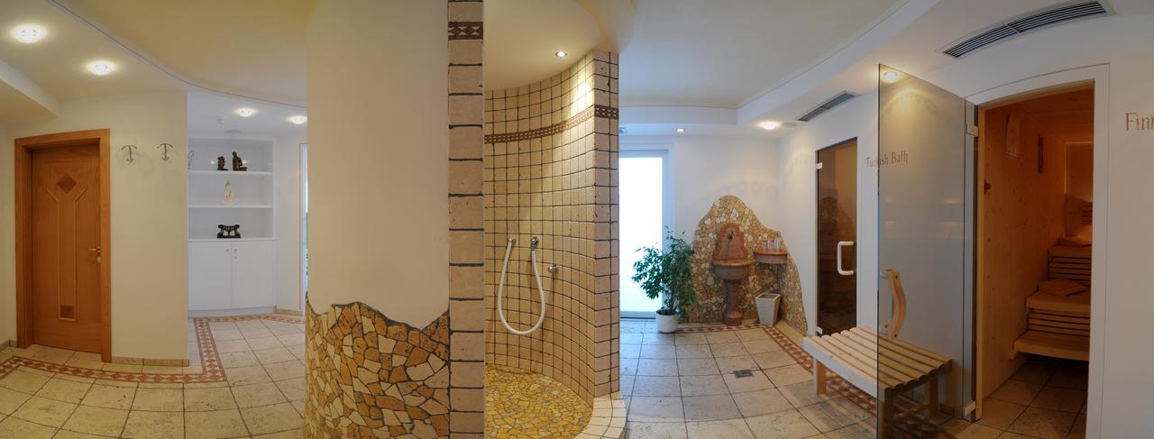 Residence Rautal B&B ***S Сан-Виджилио-ди-Мареббе Экстерьер фото